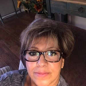 Meet your Posher, Eva